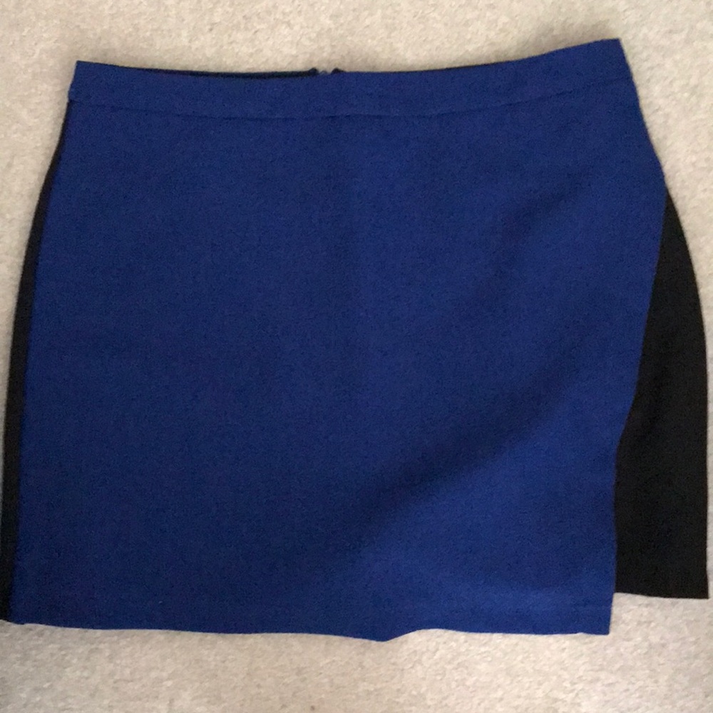 Lush Brand Black and Blue Skirt- Mini Size medium